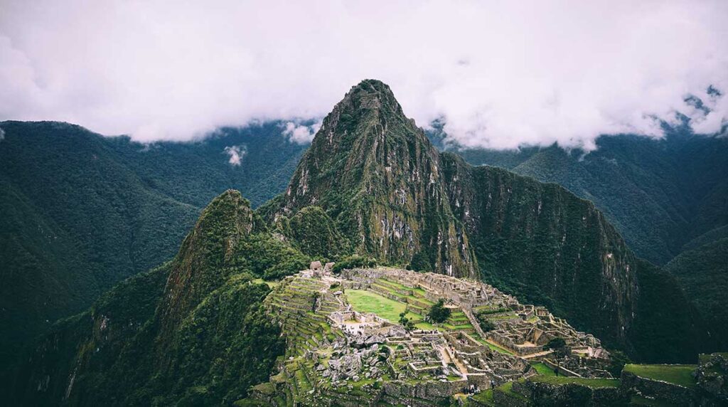 Read more about the article 10 Best Things To Do In Peru